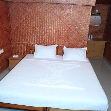 Savithri Inn Bamboo Cottages & Resorts Varkala Zimmer foto