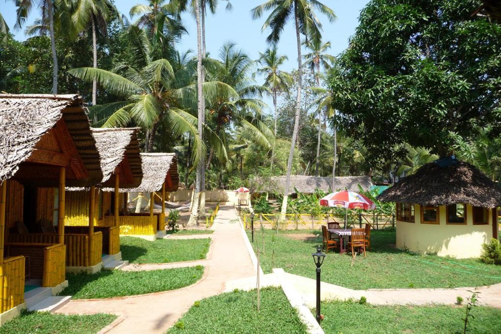 Savithri Inn Bamboo Cottages & Resorts Varkala Exterior foto